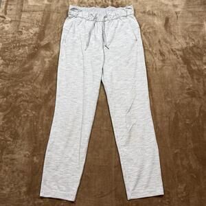 Lululemon On The Fly Pant SIZE 4 Wee Are From Space WHITE NIMBUS TROUSER Casual